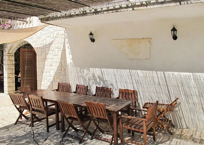 בית נופש Maja By Interhome טרוגיר